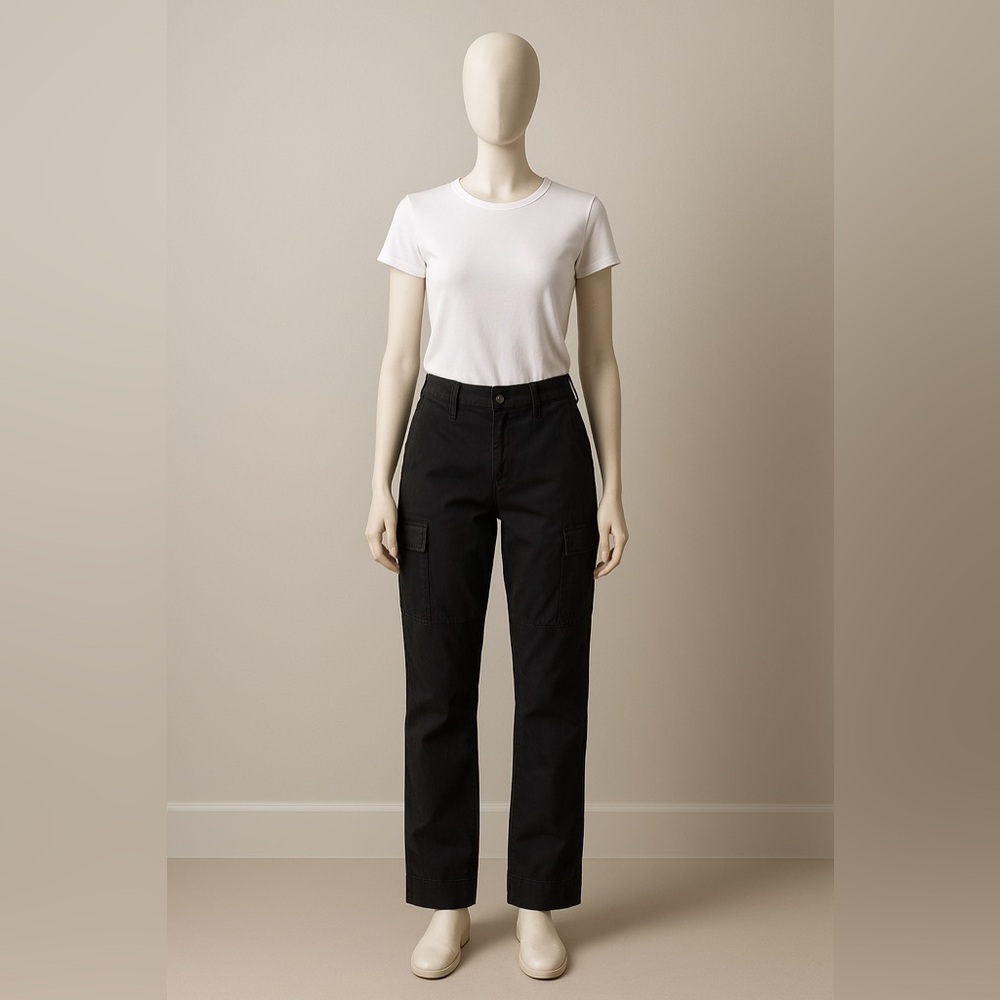 Women’s black cargo pants